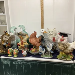 (2) BOXES W/ BIRD DECOR  - ROOSTERS, OWL COOKIE JAR (CHIPPED LID), TURKEY SALT & PEPPER, GOOSE COOKIE JAR, PLASTER PEACOCKS,