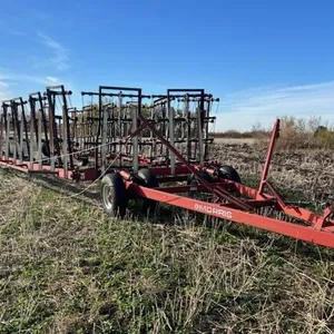 80’ Morris hyd harrows, S/N H800000120