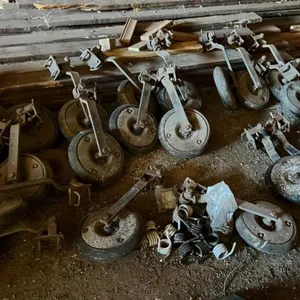 (23) Hart Carter packer wheels