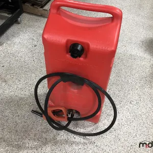 Duramax Scepter 14-Gallon Fuel Tank & Pump
 UNRESERVED