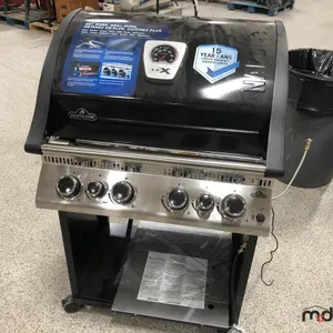 Napoleon Propane BBQ (No Top Grill)
 UNRESERVED