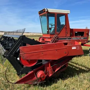 24’ IH 4000 swather, S/N 005390