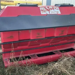 EZ Way poly creep feeder w/ feed panels