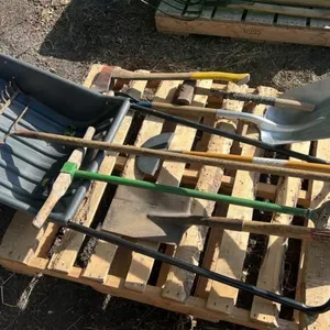 Pallet lot of yard tools
