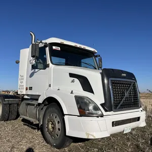 2007 Volvo VNL T/A Day Cab Semi Truck
 UNRESERVED
