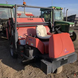 2009 SimthCo Sweep Star 60 Sweeper
 UNRESERVED