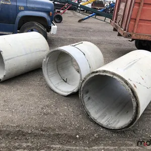 (3) Concrete Risers & Forms
 UNRESERVED