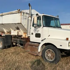 1993 Volvo t/a Tender truck, 257,617 showing,  VIN: 4V1JDBMF1PR818606, SAFETIED, Owner: C.T. Wilson Farms, Seller: Fraser Auction ____________________