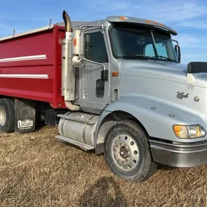 2002 IH Eagle 9200 t/a grain truck, 024,335 showing,  SAFETIED, VIN: 2HSCEAXR22C045193, Owner: C.T. Wilson Farms, Seller: Fraser Auction _____________