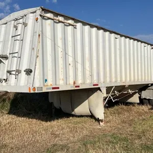 Doepker hopper bottom Super B grain trailers, Lead trailer 1994,  VIN: 2D9GBSA3XR1016184  Rear trailer 1996,  VIN: 2D9GBSZ26T1016993, Owner: C.T. Wils