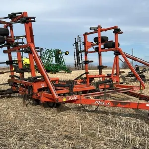 30’ Mel-Cam 9330 tillage