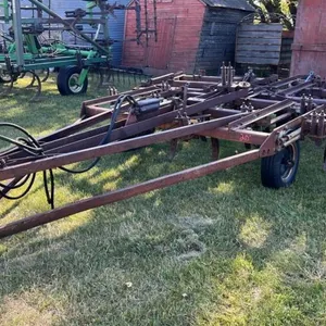 20’ Robin tillage w/ swing back wings