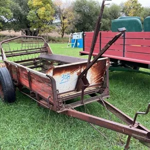 S/A ground drive manure spreader