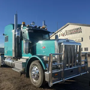 2012 Peterbilt 388 T/A Sleeper Semi Truck
 UNRESERVED