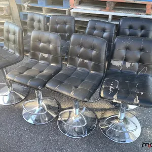 (8) Bar Stools
 UNRESERVED