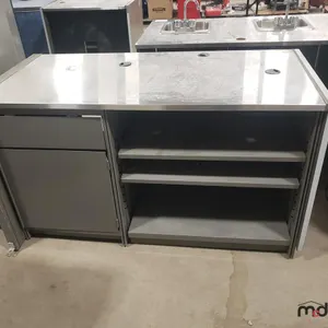 Kitchen Storage/Stainless Prep Station (Approx. 61" x 30" x 37")
 UNRESERVED