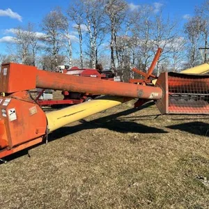 Westfield MK100-61 pto swing hopper auger, S/N 60387