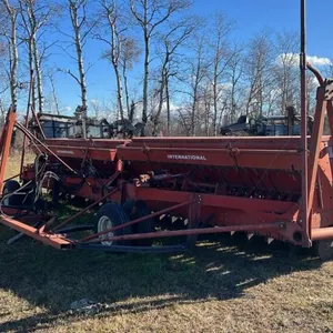 24’ IH 6200 D/D press drills, S/N C005106, C005114