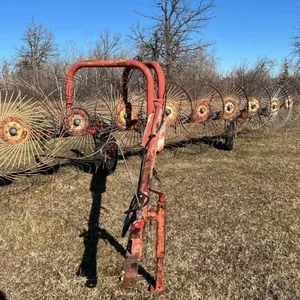 Vicon 9 wheel rake