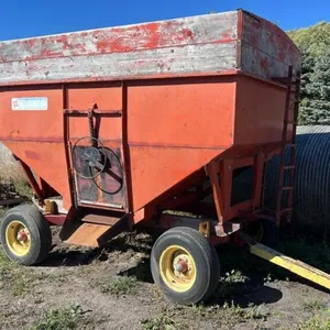 Turnco gravity box on 4 wheel Farm King wagon