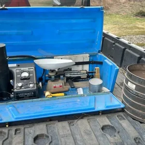 Labtronics LT moisture tester