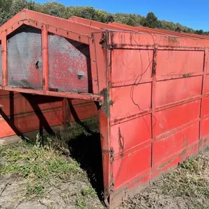 19’ x 9’ metal storage box w/screen roof