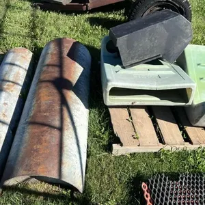 Pallet w/ (2) Prairie pride poly hog feeders, (1) black poly hog feeder, (2) small metal troughs
