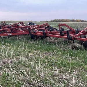 38’ CaseIH 5600 chisel plow, S/N JAG0003031
