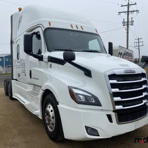 2020 Freightliner Cascadia T/A Sleeper Semi Truck