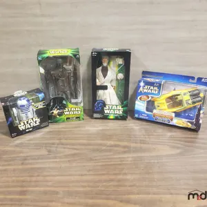 Box w/ Misc. Star Wars Figures
 UNRESERVED