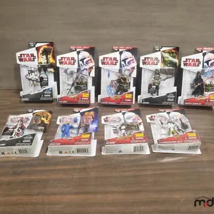 Box w/ Star Wars Clone Wars Action Figures
 UNRESERVED