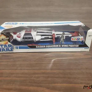 Star Wars Dagger Squadron B-Wing Fighter
 UNRESERVED