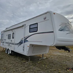2000 Keystone Montana 34' 3255RL 5th Wheel T/A Travel Trailer