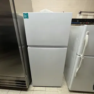 Hisense Fridge/Freezer
 UNRESERVED
