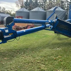 Brandt 1070 pto swing hopper auger, S/N 120175-16