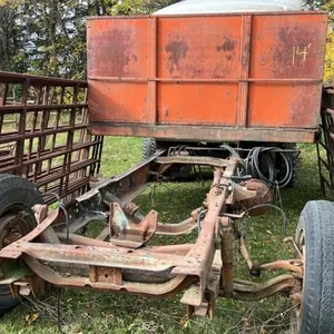 S/A Truck frame w/ 14’ hyd dump box, NO TOD