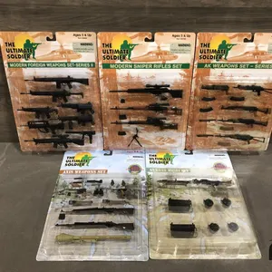 The Ultimate Soldier Box w/ Misc. Weapon Set 
 UNRESERVED