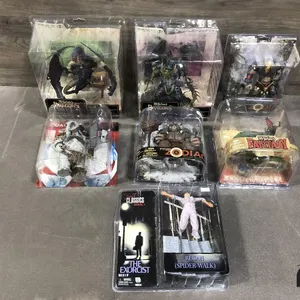 Box if Misc. Fantasy Figurines 
 UNRESERVED
