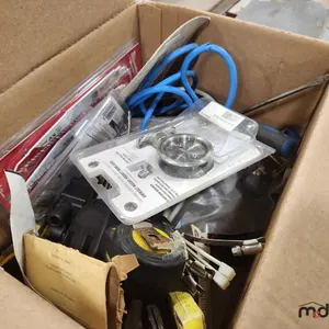 Box of Misc. Tools
 UNRESERVED