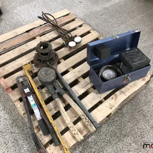 Magnehelic Pressure Gauge & Various Hand Tools 
 UNRESERVED