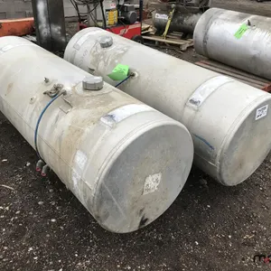 (2) Freightliner Fuel Tank (From Freightliner Glide)
 UNRESERVED
