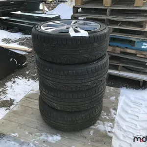 (4) Pirelli 225/45R18 Snow Tires on Mercedes Rims
 UNRESERVED