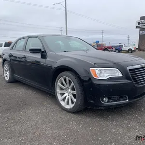 SALVAGE UNIT: 2014 Chrysler 300S Car
 UNRESERVED