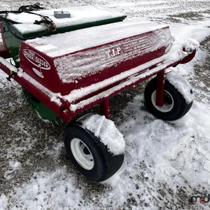2012 TIP Fine Turf Overseeder 
 UNRESERVED