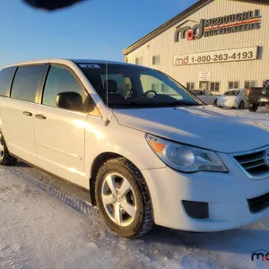 2012 Volkswagen Routan Minivan