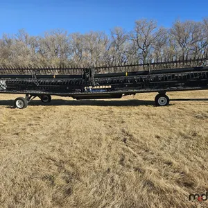 2010 MacDon FD70 40' Header
 UNRESERVED
