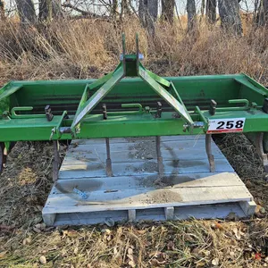 3-Point Hitch 6' Frontier BB1172 Box Blade Attachment
 UNRESERVED
