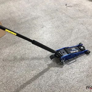 Torin 3-Ton Floor Jack
 UNRESERVED