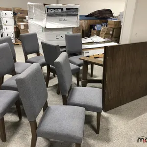 Dining Room Table (90" X 42") w/ Leaf Extension & (8) Chairs
 UNRESERVED