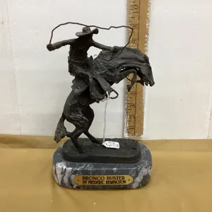 CAST REMINGTON  BRONZE - "BRONCO BUSTER" COWBOY